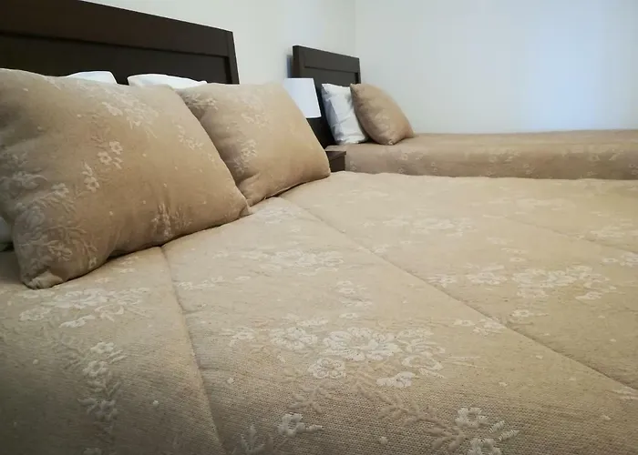 Vina's Place Bed & Breakfast *